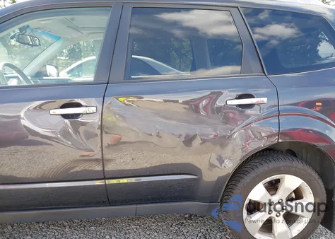 2013 Subaru Forester 2.5Xt Touring из США, поврежденный, VIN JF2SHGGC0DH412616